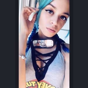 Meet your Posher, Yairiana